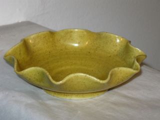 Ellis Ownby Pigeon Forge Pottery Crimp Edge Yellow Bowl Dish Vessel 
