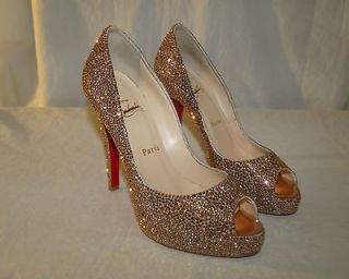 3995 Christian Louboutin Very Prive Riche Gold Crystal Peep Toe Pumps 