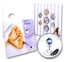 Canada 2007 Baby 7 Coin Gift Set with Baby Rattle Colorized Quarter