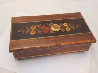 Beautiful Inlaid Wood Sorrento Music Box Jewelry Box   Come Back To 