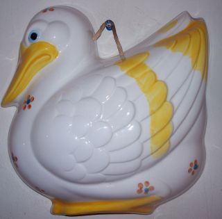 CERAMIC DUCK Mold & Wall Hanging   Jello and more Ready to Hang   EUC 
