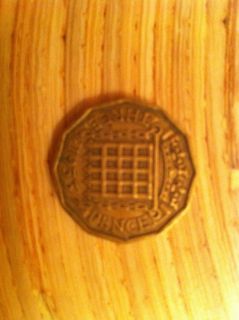   1962  2,1966 Nice old Coins 1 Penny Elizabeth II (Great Britain