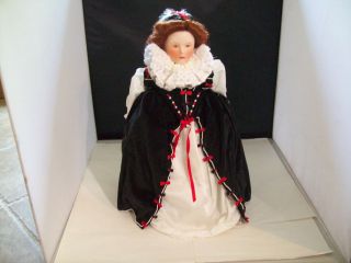 queen elizabeth doll in Dolls & Bears