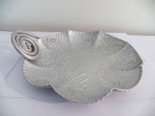   Aluminum hand wrought dish with handle farber and shlevin inc 1700