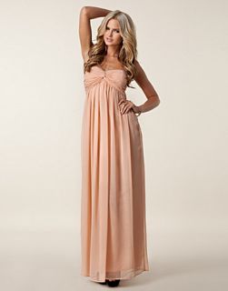 Dreamy Dress outfit   NLY Trend   Ljus rosa   NELLY Mode online 