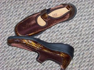 womens romus brown tone fabric leather skin print trimmed mary jane 