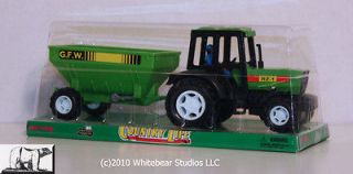 farm tractor green with hopper trailer 1 32nd scale one