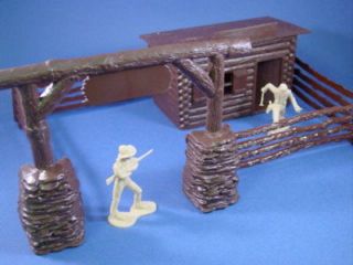   Marx Western Playset 54mm Plastic Log Cabin with Corral and Gate