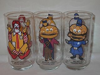 Vintage 1976 McDonalds Collector Series Glasses Ronald Mayor 