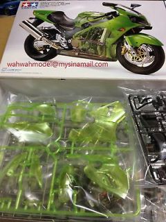 14084 TAMIYA Kawasaki Ninja ZX 12R Green Bike Model Kit 1/12