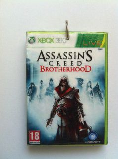 assassins creed necklace in Video Games & Consoles