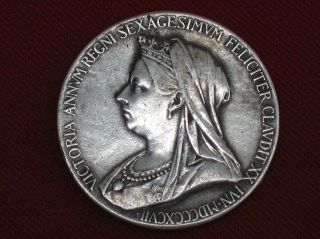 MAGNIFICENT, Original, Queen Victoria Solid Silver Medal 1897. Diamond 