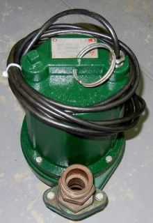Sumbmersible Sewer Pump Dayton Electric 1/2 HP Model 3P650 1 Phase 