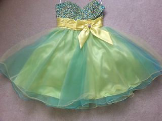 Short sequence Homecoming dress, size 4, only worn once to prom