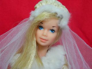 VINTAGE MOD 7382 STACEY FACE BARBIE DOLL w/ WINTER WEDDING OUTFIT 