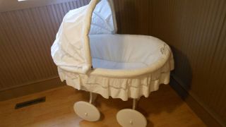 European Leipold wicker hooded crib bassinet with pad on rubber edged 