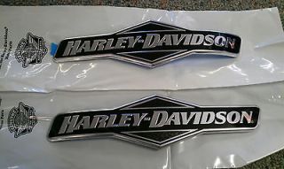 Harley Skull Tank Emblems Street Glide bagger Softail badge fuel gas 