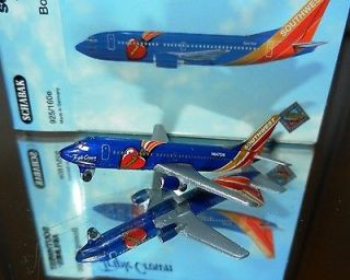 Southwest Airlines Boeing SWA Boeing 737 1/150 Scale Detailed Flying 