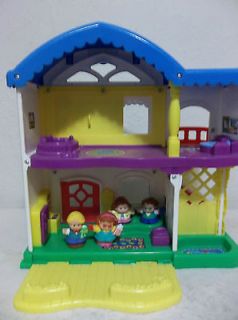 fisher price little people dollhouse in Little People (1997 Now 