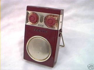 1959 ZENITH ROYAL 500D TRANSISTOR RADIO LOOKS GREAT WORKS GREAT HARD 