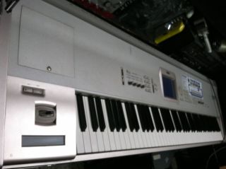 Korg Triton Studio 88 key Workstation Synthesizer SAMPLER/16meg 
