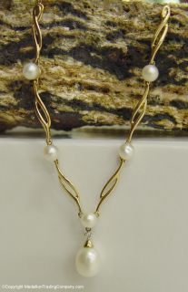 10K Gold Round and Baroque Pearl Lariat Chain 18 Necklace