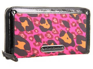 Betsey Johnson Women Bags” we found 61 items!