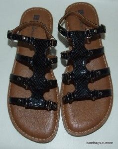 White Mountain Rich Emboss Patent Leather Sandals 7 1 2