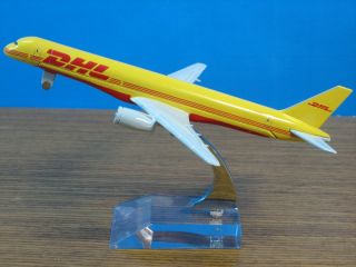 New DHL Express B 757 Airplane Plane Aircraft Diecast Model Collection 