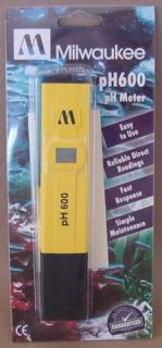 pocket sized ph meter ph600 manufactured by milwaukee instruments 