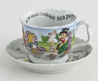 Alice in Wonderland 150th Anniversary 13 oz Breakfast Cup Saucer Paul 