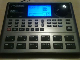 Alesis SR18 Electronic Drum Machine with AC Adapter and Original 
