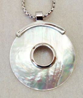Jewels By Park Lane, Look Around mother of pearl circle necklace in 