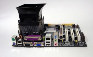 Aopen s651m motherboard with heatsink fan and RAM