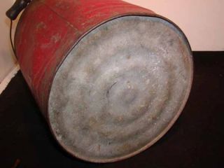   Old Metal Gas Can in Old Red Paint Approx 2 Gallon 12 5 High