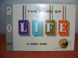   Bradley GAME OF LIFE Family Board Game Vintage 1960 Art Linkletter