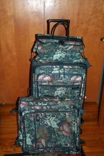 Atlantic large tapestry rolling luggage set with matching tote
