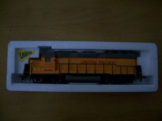 Bachman HO Scale Union Pacific Lighted Engine.