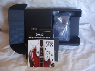 BRAND NEW m 288 MXR Bass Octave Deluxe pedal guitar or bass True 