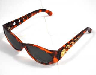 VTG 60s Style Cats Eye Tortoiseshell Gold Trim Sunglasses NEW