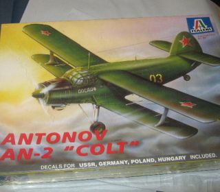 Antonov An 2 Colt Italeri 1 72 Airplane Model Kit New SEALED