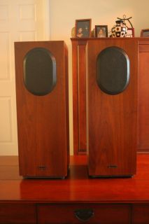 Allison CD 7 Speakers in Mint Condition