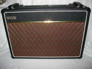 Vintage 1980s Vox V15 Tube Guitar Amp Amplifier