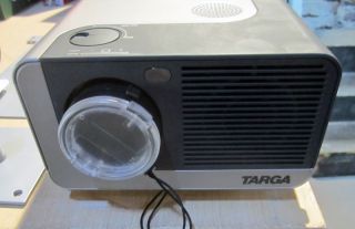 Beamer Targa Projektor PD 2810W 15 Erst Genutzt Mit Halterung Etc 
