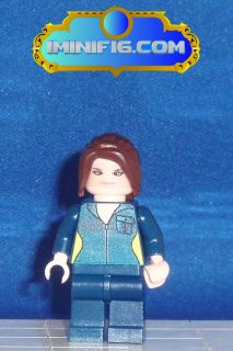 Custom LEGO Twilight Movie minifig Bella #17bA
