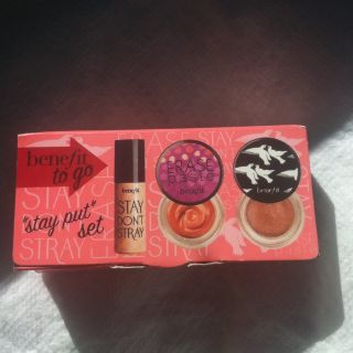 Benefit Cosmetics Stay Put Set Stay Dont Stray Erase Paste RSVP MiniS 