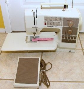 Bernina 1130 Electronic Serviced Sewing Machine Case Manual 