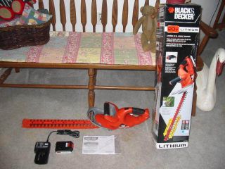 Black and Decker LHT120 20v Lithium Hedge Trimmer Battery Charger NEW