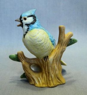 Vtg Lefton Miniature Blue Jay Bisque Porcelain Bird 00749