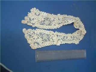 antique duchess and needlelace lapette collar
